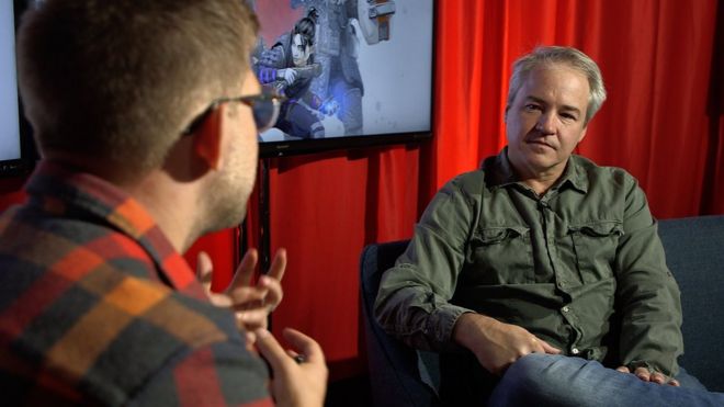Генеральный директор Respawn Entertainment Винс Зампелла говорил с игровым репортером Newsbeat Стеффаном Пауэллом в EA Play