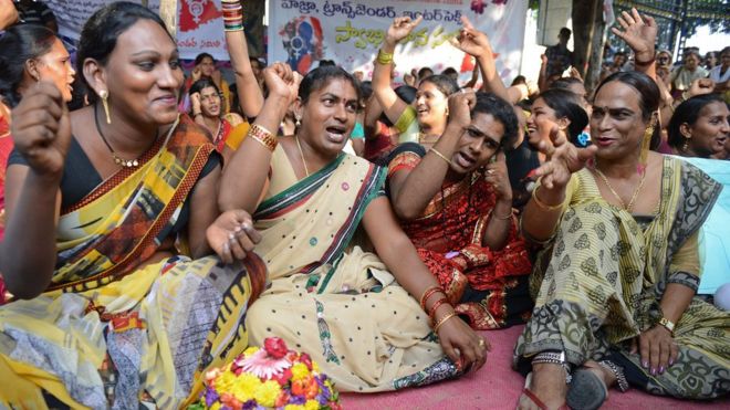 Активисты теланганского хиджра-трансгендера самити (THITS) в Хайдарабаде