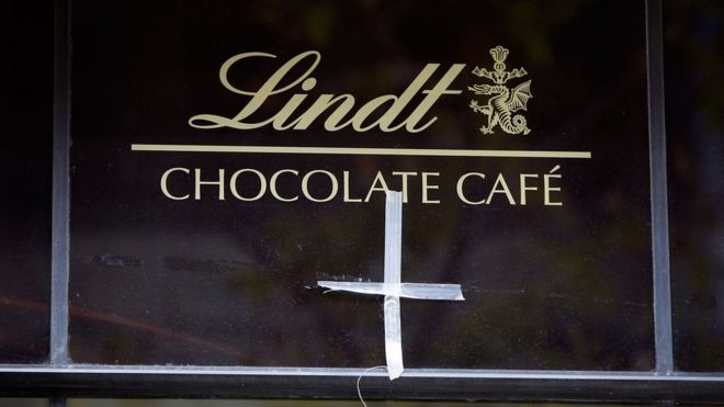 Кафе Lindt в Martin Place в Сиднее, Австралия, где в декабре 2014 года был убит боевик и двое заложников