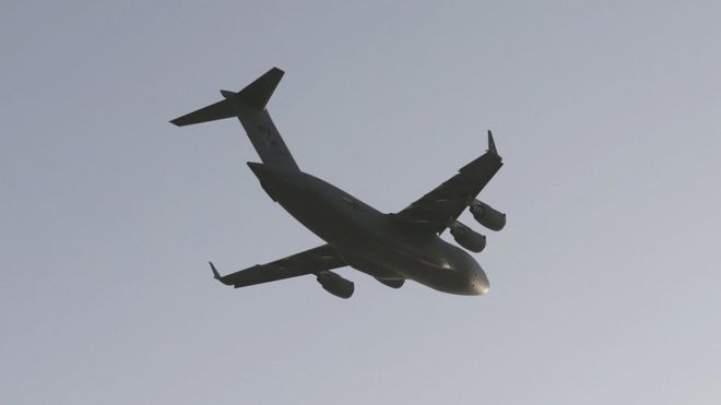 دولت های غربی برای تخلیه شهروندان خود هواپیماهای ترابری نظامی به کابل فرستاده اند