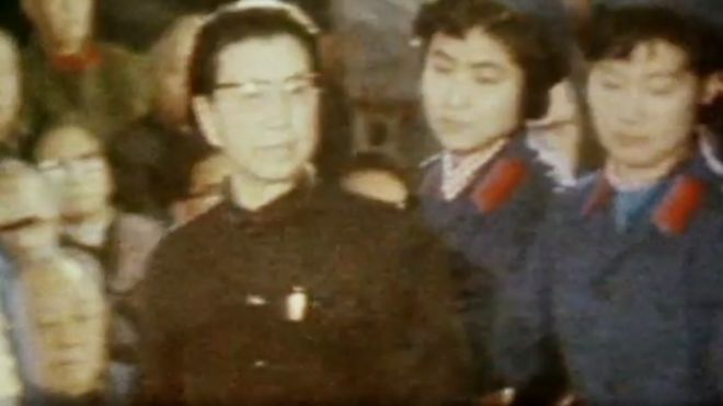 Bà Giang Thanh bị đem ra tòa xử sau khi ông Mao, chồng bà qua đời