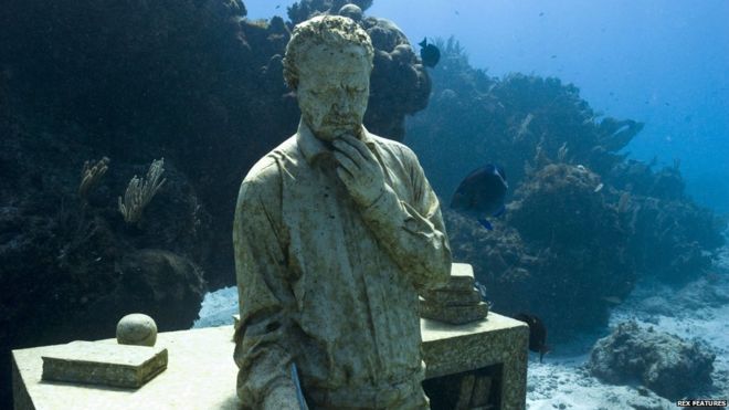 Подводная статуя Джейсоном ДеКейром Тейлором