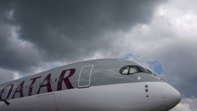 Bazı ülkeler Katar uçaklarına hava sahasını kapattı.