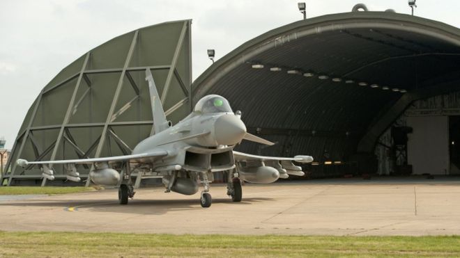 Самолет RAF Typhoon