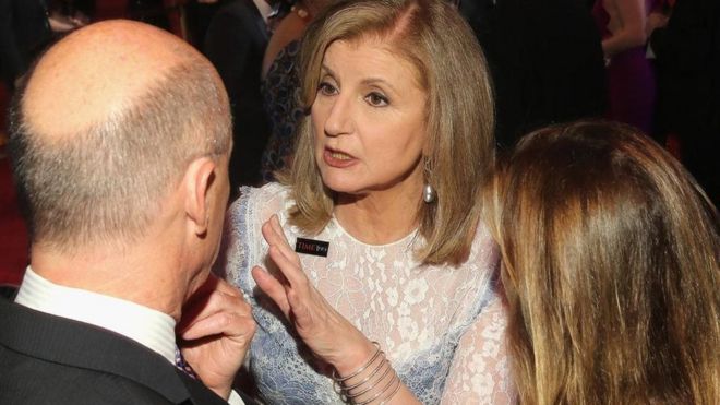 لماذا يجب على النساء مقاطعة الرجال أثناء الحديث؟