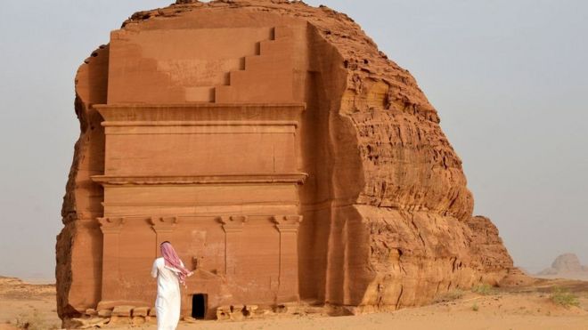 Qasr al-Farid oo ku yaal Madaa'in Saalix oo Unesco dhaxal aadanaha ka dhexeeya u aqoonsatay
