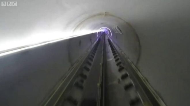 Hyperloop One разогнала пассажирскую капсулу в тоннеле до 310 км/ч