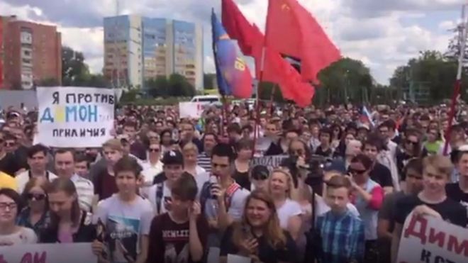 Акции протеста, организованные по инициативе основателя ФБК Алексея Навального.