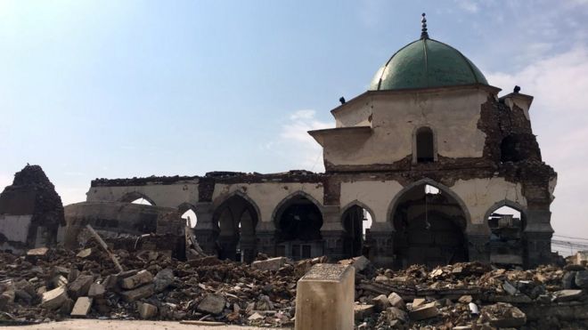 Остатки разрушенной Великой мечети аль-Нури в Мосуле