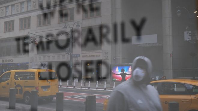 A business closed sign in NYC