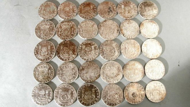 Испанские монеты найдены в крушении в Рузвейке