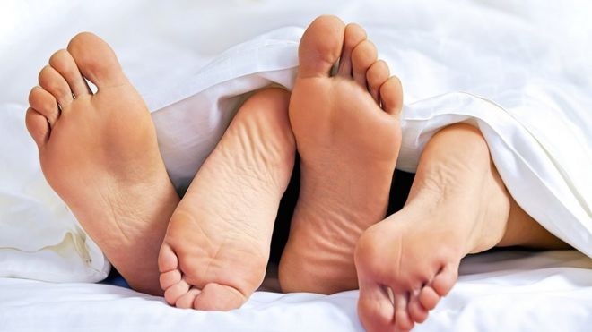 திருமணத்திற்கு முன்பு உடலுறவுக்குத் தடை, கிளர்ந்தெழுந்த மக்கள்