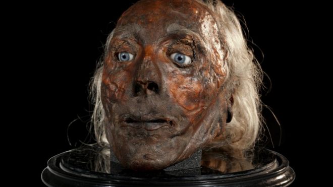 La cabeza momificada del filósofo Jeremy Bentham