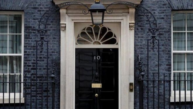 "Boris Johnson" and "resignation" around 4....9 [calls]: Who fit be next "UK prime minister"