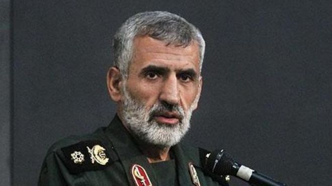 مجید میراحمدی همچون وزیر کشور، درجه دار سپاه پاسداران انقلاب اسلامی است. گفته های او دارای موراد متعددی از نقض قوانین جاری در جمهوری اسلامی ایران است.