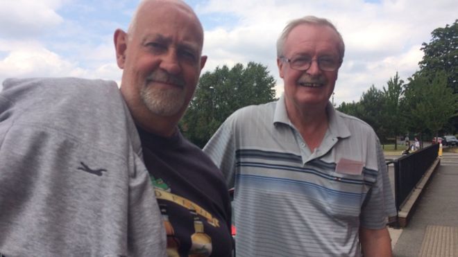 Томми Джонсон (слева) и Джим Уилсон в Гортоне, Манчестер