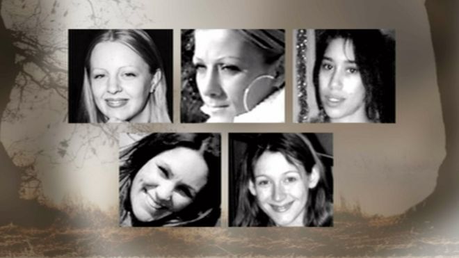 Пять женщин, по часовой стрелке сверху слева, Джемма Адамс, Аннели Олдертон, Таня Николь, Паула Кленнелл и Аннетт Николс