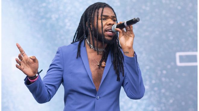 mnek gay MNEK GAY