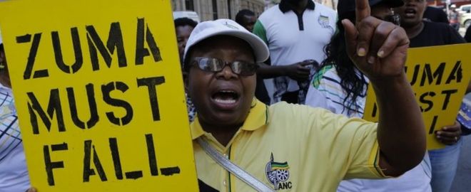 Члены АНК в Йоханнесбурге требуют, чтобы президент Джейкоб Зума подал в отставку. Фото: 5 февраля 2018 г.