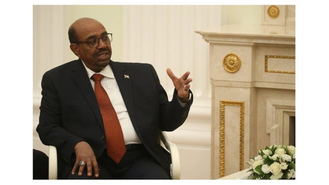 Malgré le mandat d'arrêt émis contre lui, Omar Al-Bashir s'est rendu en Syrie
