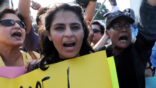 Pakistan girls murdered over phone video footage