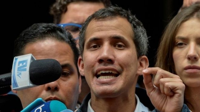 خوان گوایدو رهبر مخالفان ونزوئلا ممنوع الخروج شد