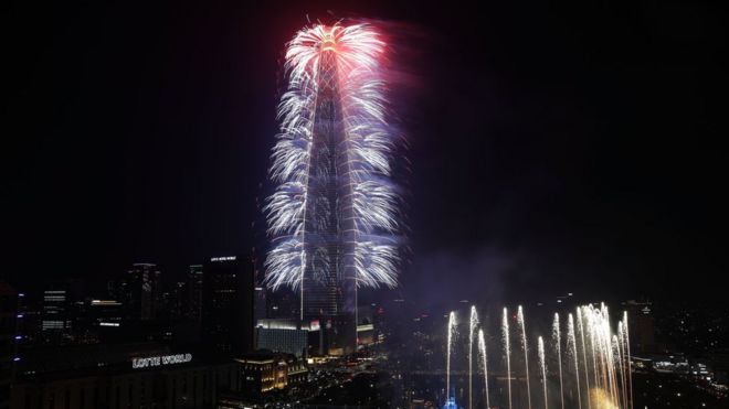 Открытие Lotte World Tower
