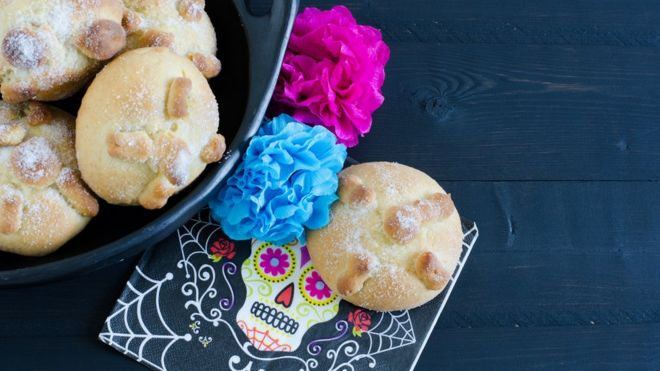 Pan de muerto mexicano