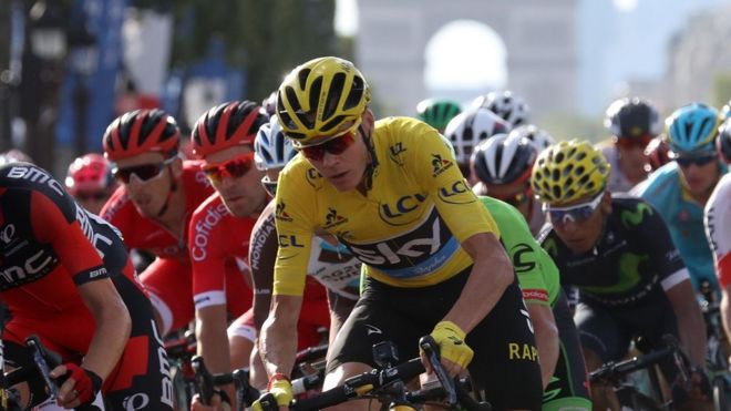 Chris Froome durante la última etapa del Tour de Francia.
