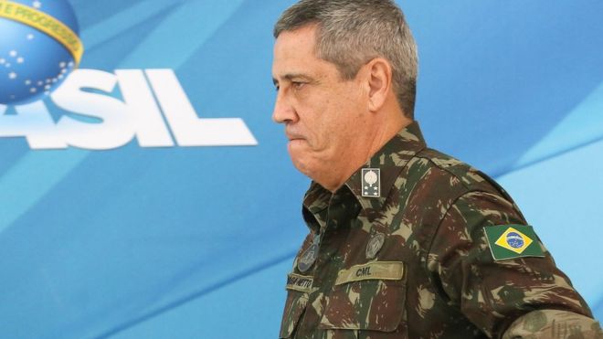Braga Netto em foto de fevereiro de 2018, na ocasião da intervenção federal na segurança do Rio, no governo Temer