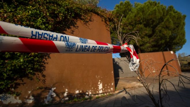 Cordón de la policía frente a la embajada de Corea del Norte en Madrid