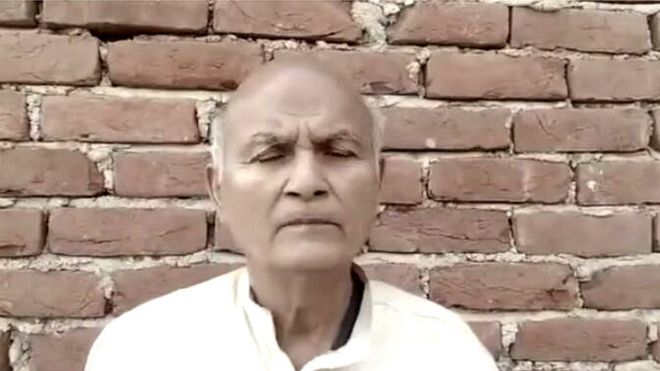 Brahmdeo Mandal, oo 65 jir ah, ayaa sheegay in uu qaatay 11 tallaal oo Covid-19 ah