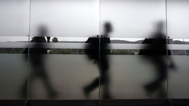 Mexicanos deportados por Estados Unidos llegan a México.