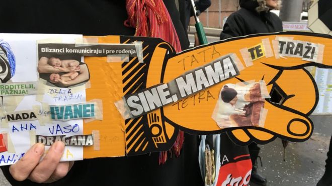 protest Majke u kutijama