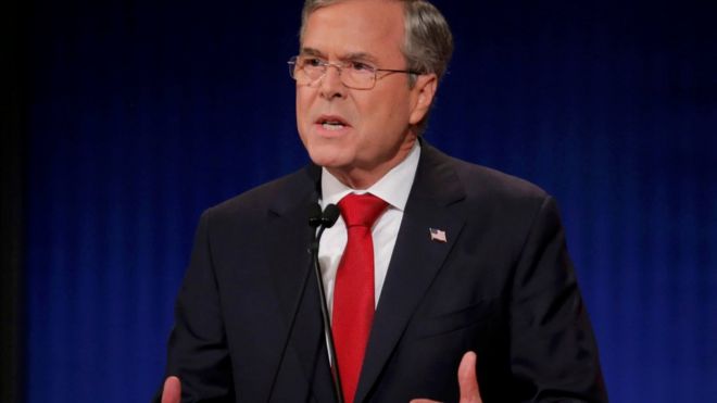 Кандидат в президенты от Республиканской партии и бывший губернатор Джеб Буш выступает на дебатах кандидатов в президенты от республиканцев Fox Business Network в Северном Чарльстоне, Южная Каролина, 14 января 2016 года.
