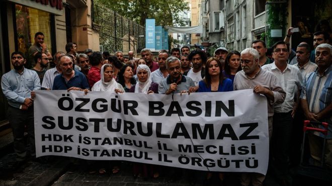 Протест, призывающий к свободе СМИ, Стамбул, 16 августа 16