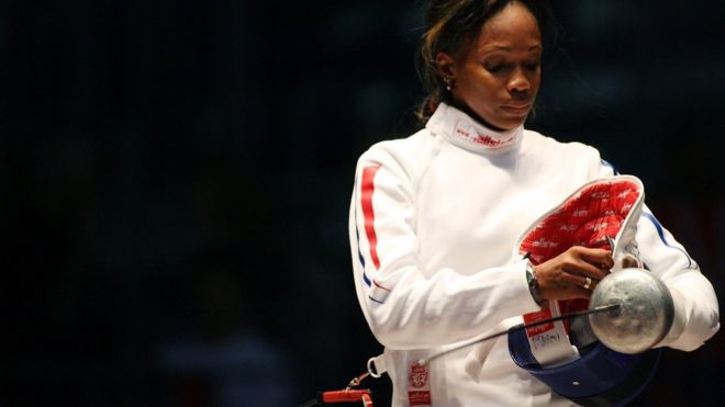Лаура Флессел во время чемпионата мира по фехтованию 2006 года в Турине, Италия