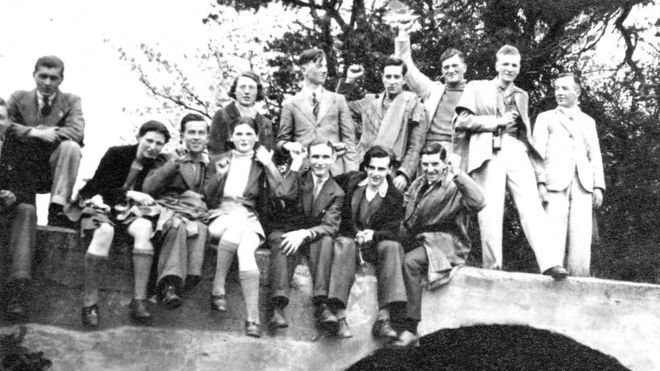 Группа социалистов в 1930-х годах Халл