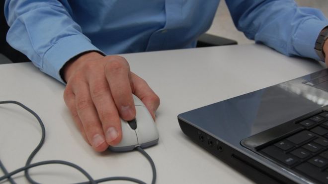Computer and computer mouse