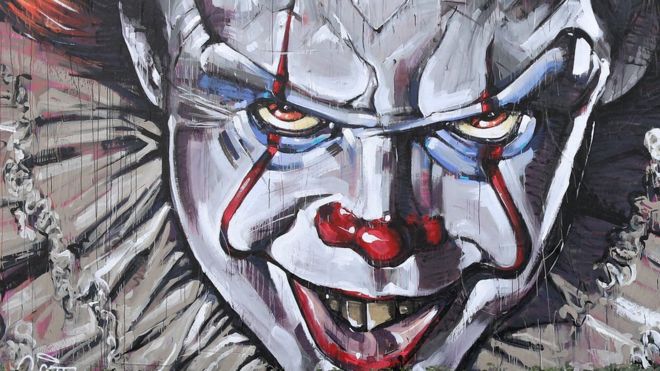 Это, в главной роли Pennywise клоун, выходит в сентябре