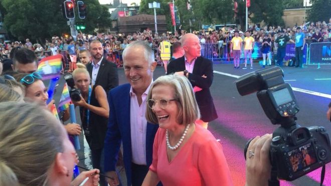Премьер-министр Малкольм Тернбулл и его жена Люси в 2016 году в Сиднее Гэй и Лесби Марди Гра