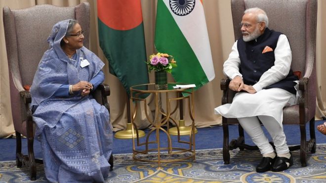 भारत के प्रधानमंत्री नरेंद्र मोदी और बांग्लादेश की प्रधानमंत्री शेख हसीना