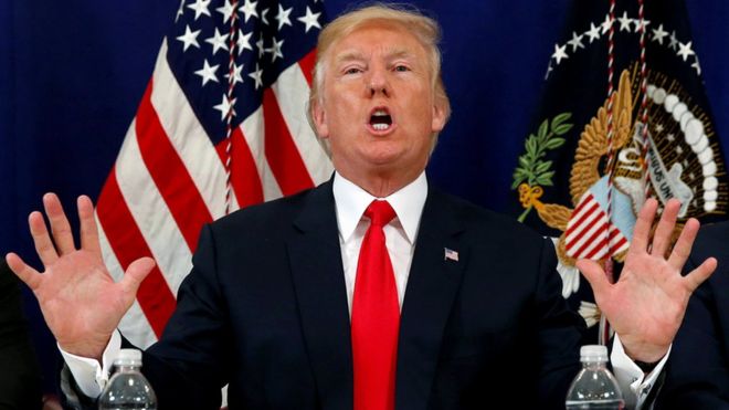 Donald Trump na Mike Pence in Bedminster, New Jersey, on 10 August 2017