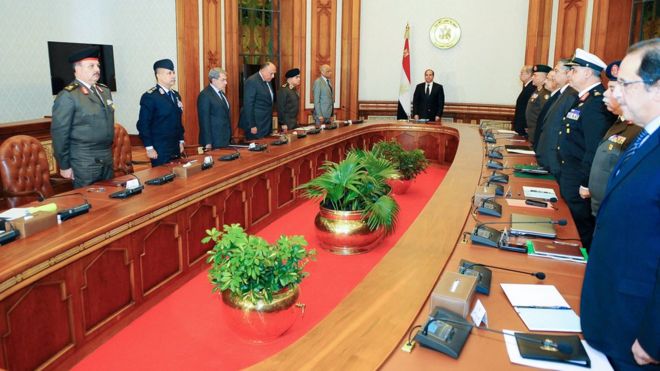 Президент Египта Абдул Фаттах ас-Сиси председательствует на заседании Совета национальной обороны Египта 9 апреля 2017 года