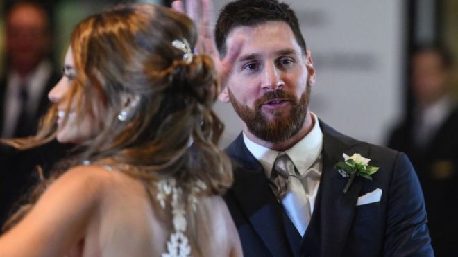 லியோனல் மெஸ்ஸியும் ஆண்டோனெல்லா ரோக்குசோவும்