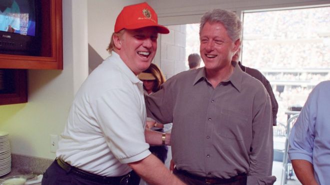 Дональд Трамп с Биллом Клинтоном в 2000 году