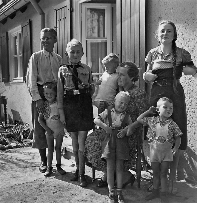 Семейное фото Нимана 1940 г.