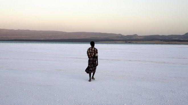 Озеро Ассал в Джибути