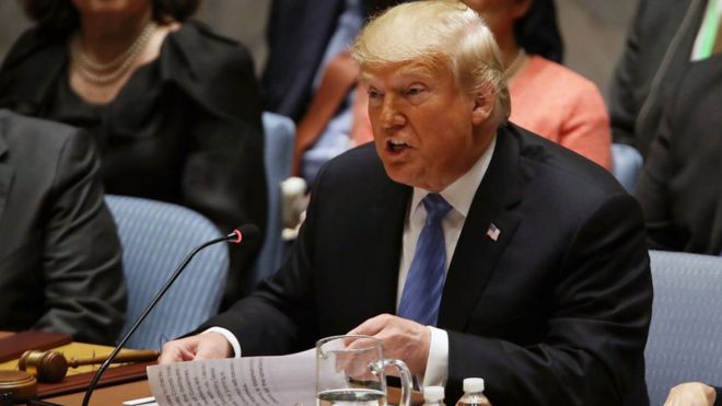ஐ.நா. பாதுகாப்புக் குழுவில் உரையாற்றும் அமெரிக்க அதிபர் டொனால்டு டிரம்ப்.