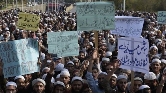 سوشل میڈیا